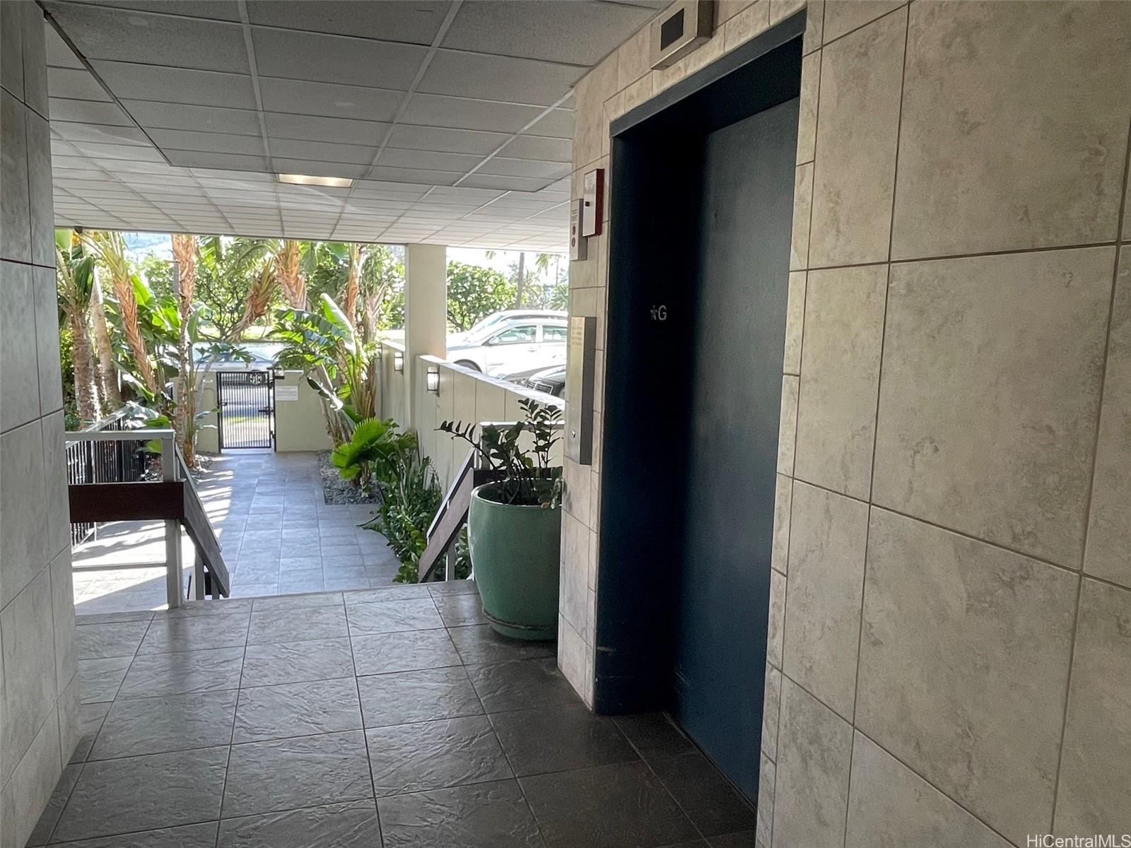 2465 Ala Wai Boulevard  Unit 1203