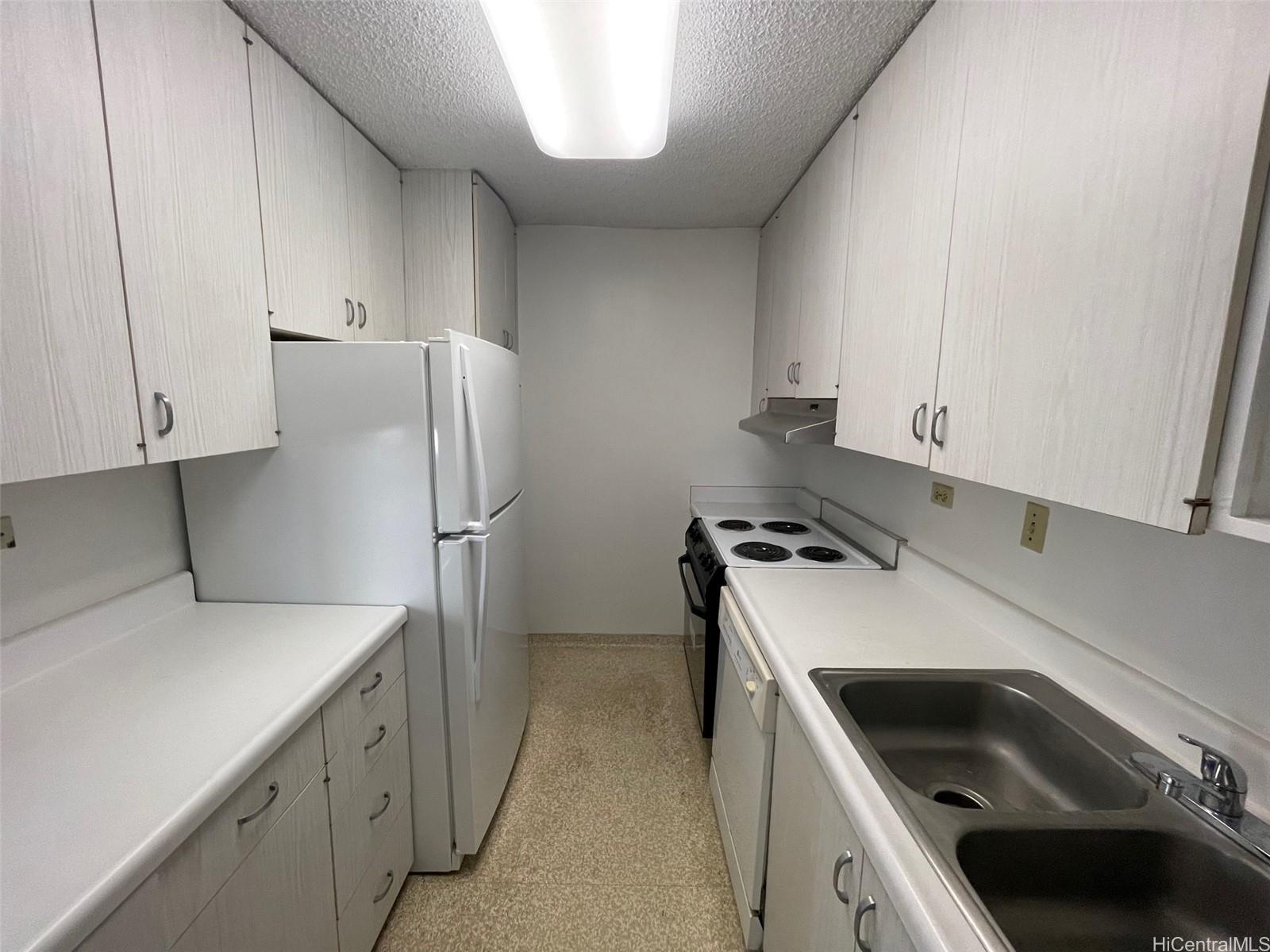 2465 Ala Wai Boulevard  Unit 1203