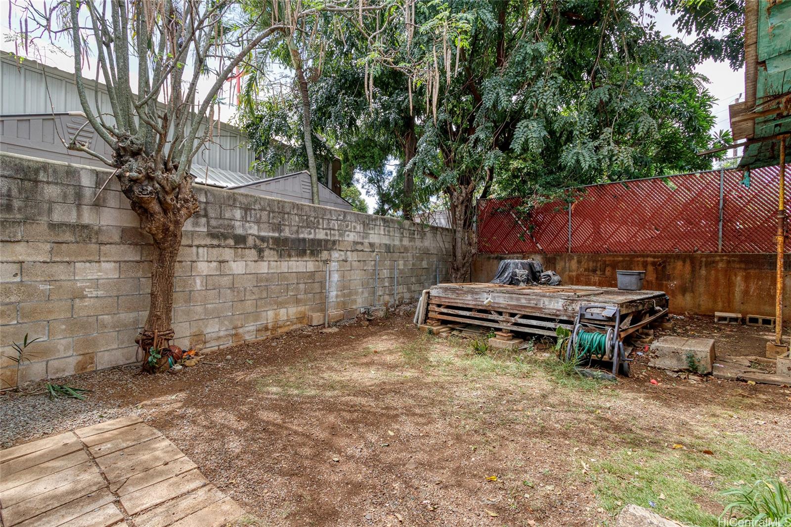 2307 N School Street  Unit A
