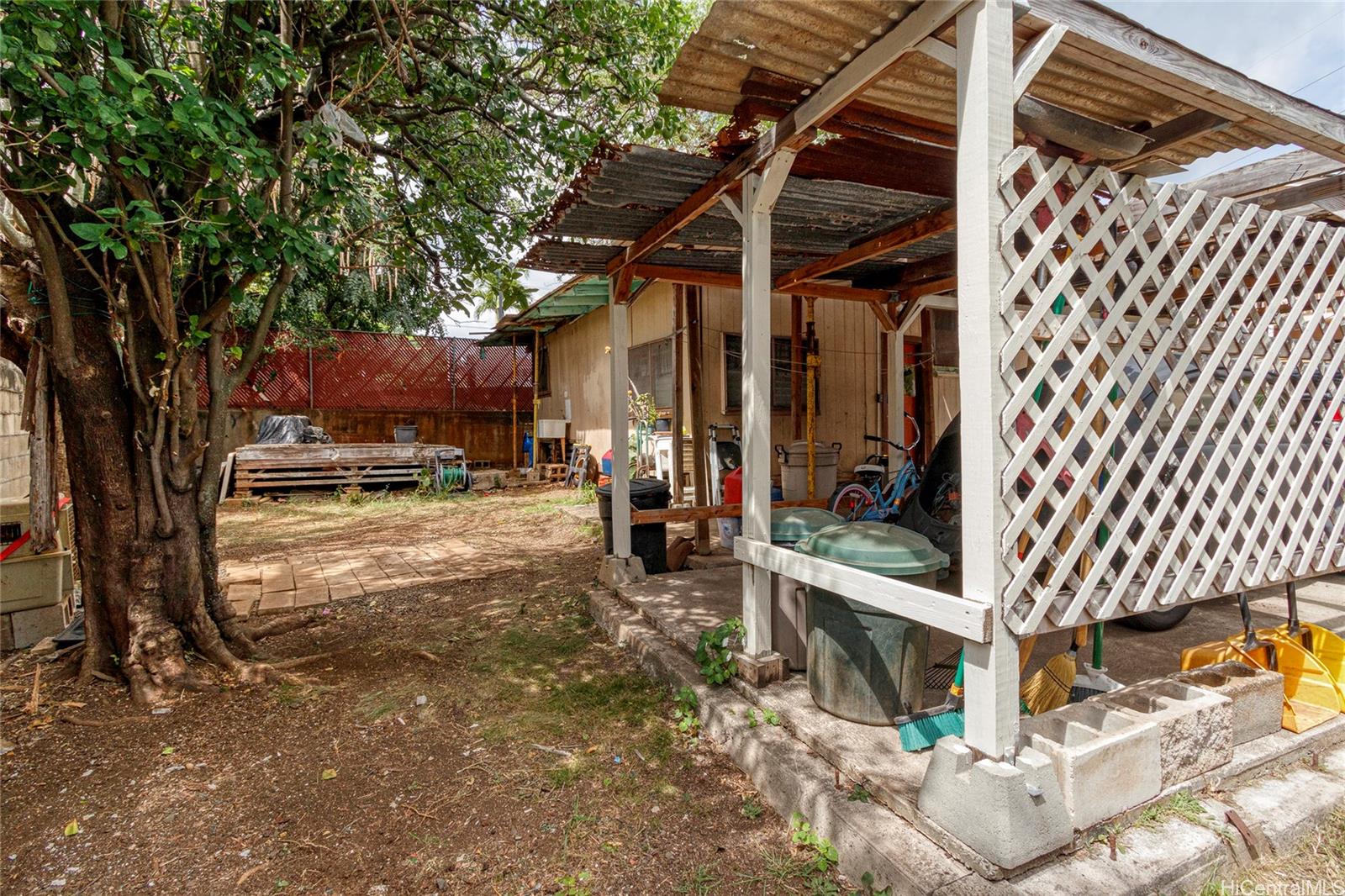 2307 N School Street  Unit A