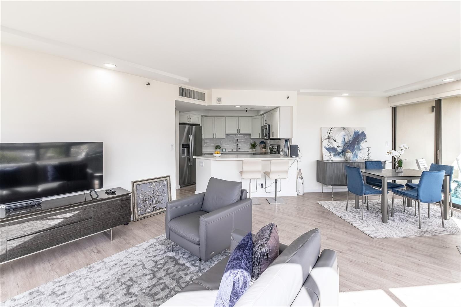 2499 Kapiolani Boulevard  Unit 801