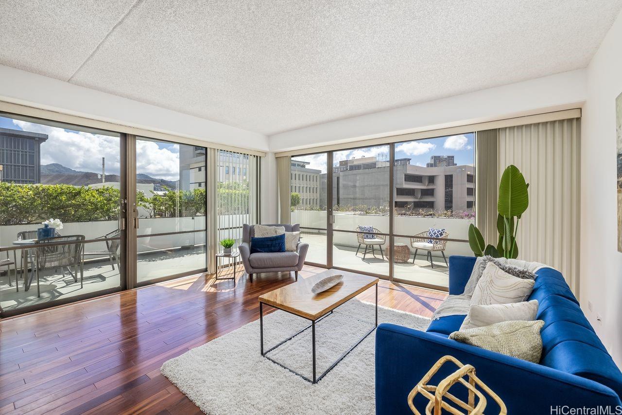 700 Richards Street  Unit 706