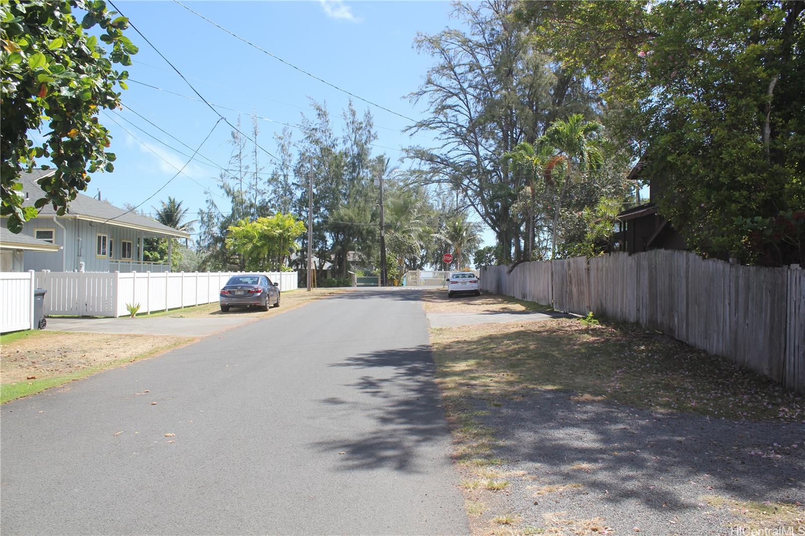 41-020 Puuone Street