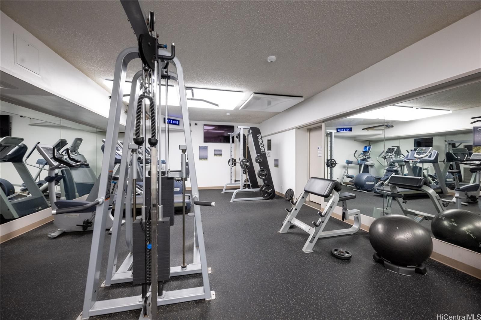 1750 Kalakaua Avenue  Unit 1903