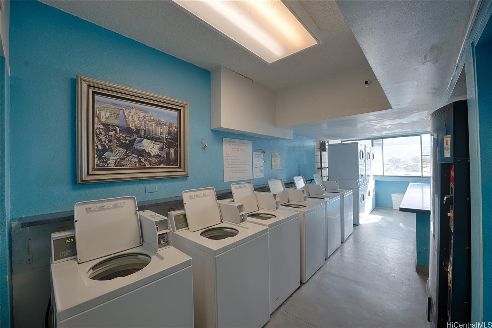 1750 Kalakaua Avenue  Unit 1903