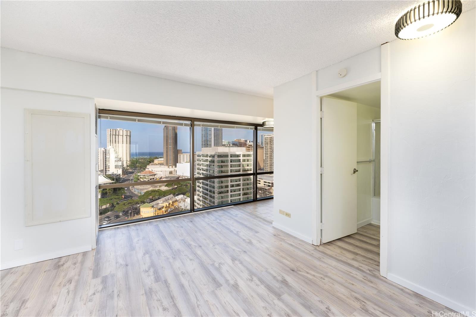 1750 Kalakaua Avenue  Unit 1903