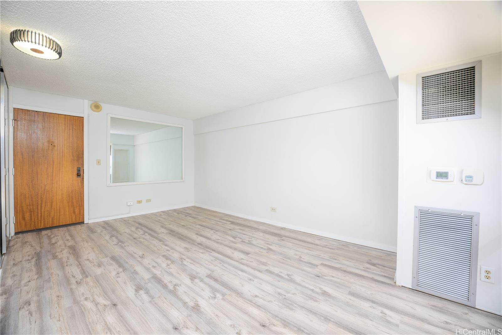 1750 Kalakaua Avenue  Unit 1903
