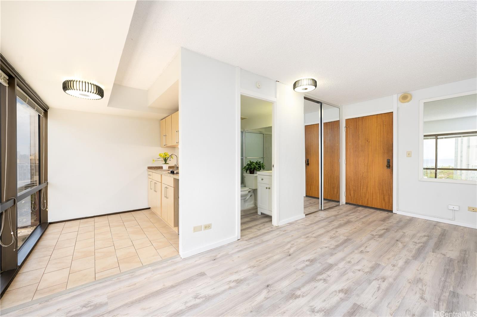 1750 Kalakaua Avenue  Unit 1903