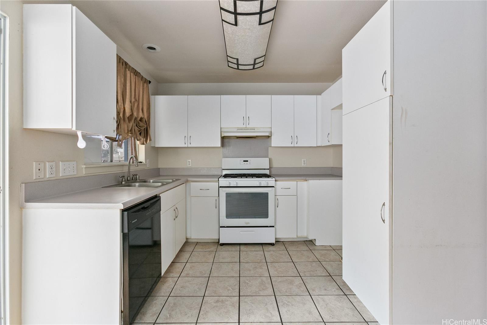 87-141 Kulahelela Place