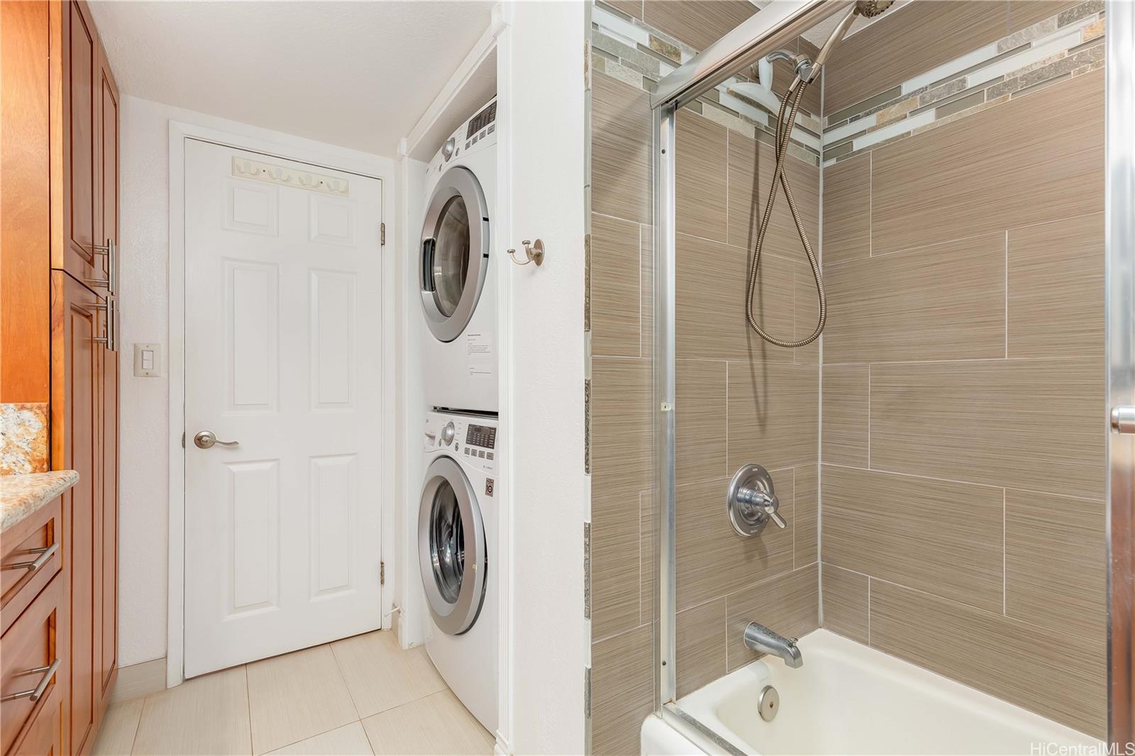 68-121 Au Street  Unit 408