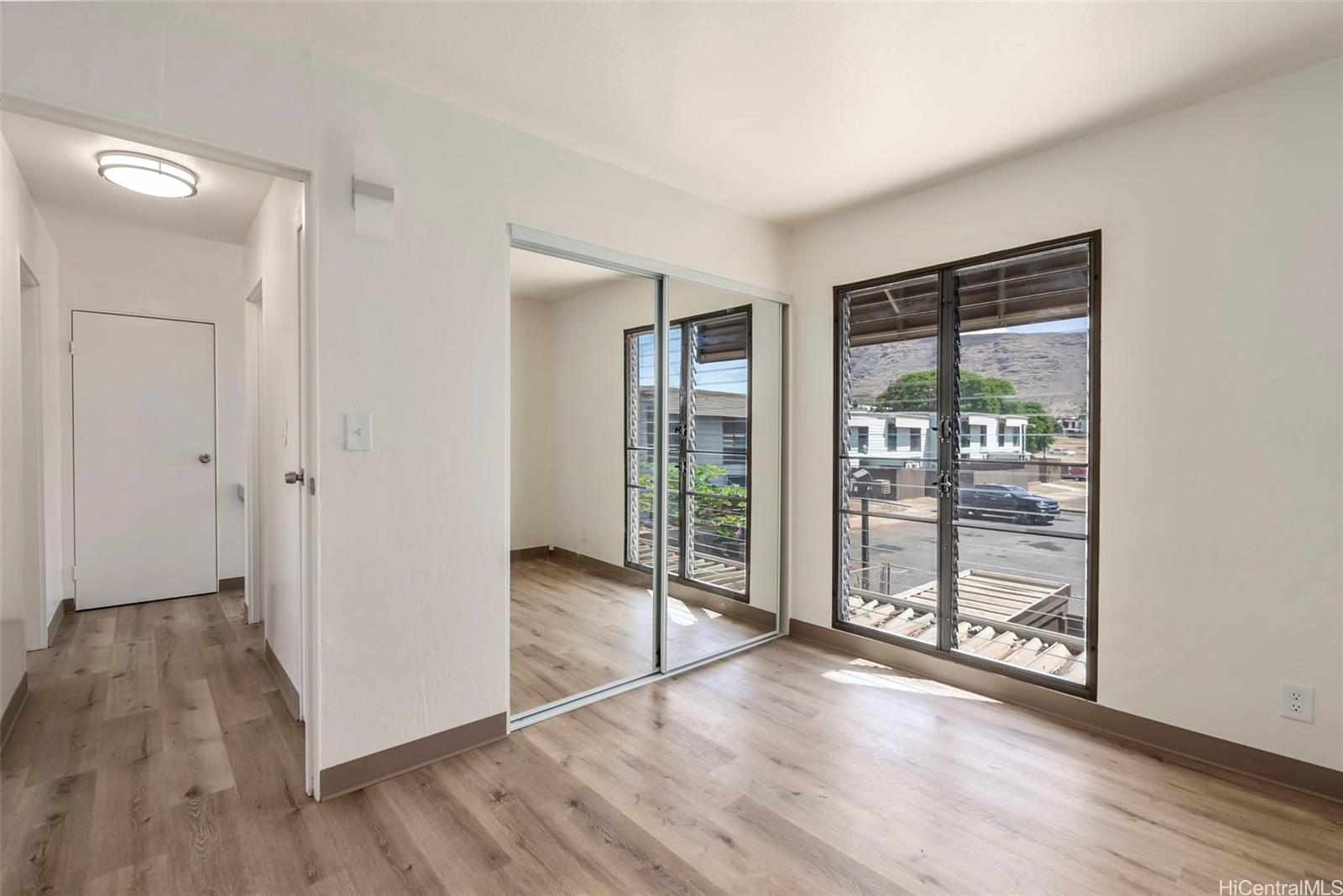 87-186 Helelua Street  Unit 2