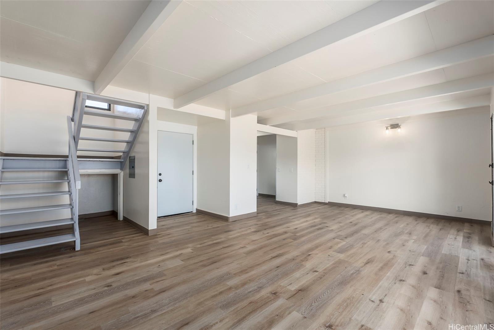 87-186 Helelua Street  Unit 2
