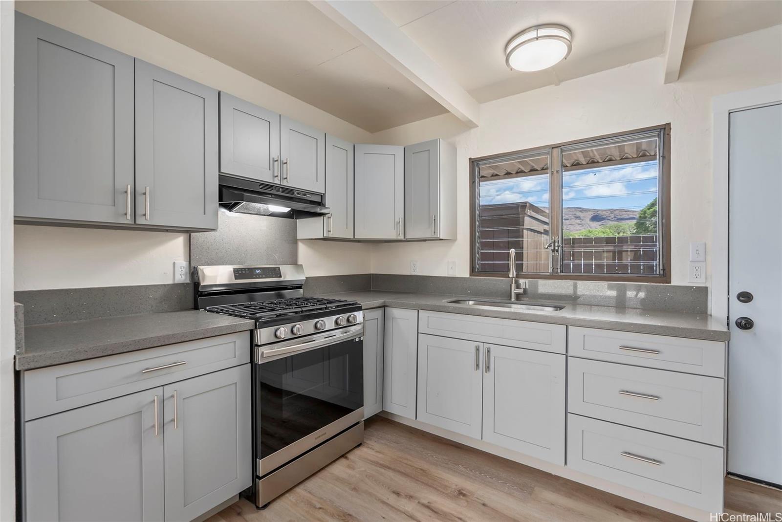 87-186 Helelua Street  Unit 2
