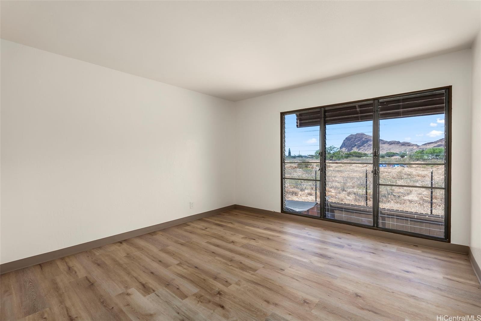 87-186 Helelua Street  Unit 2