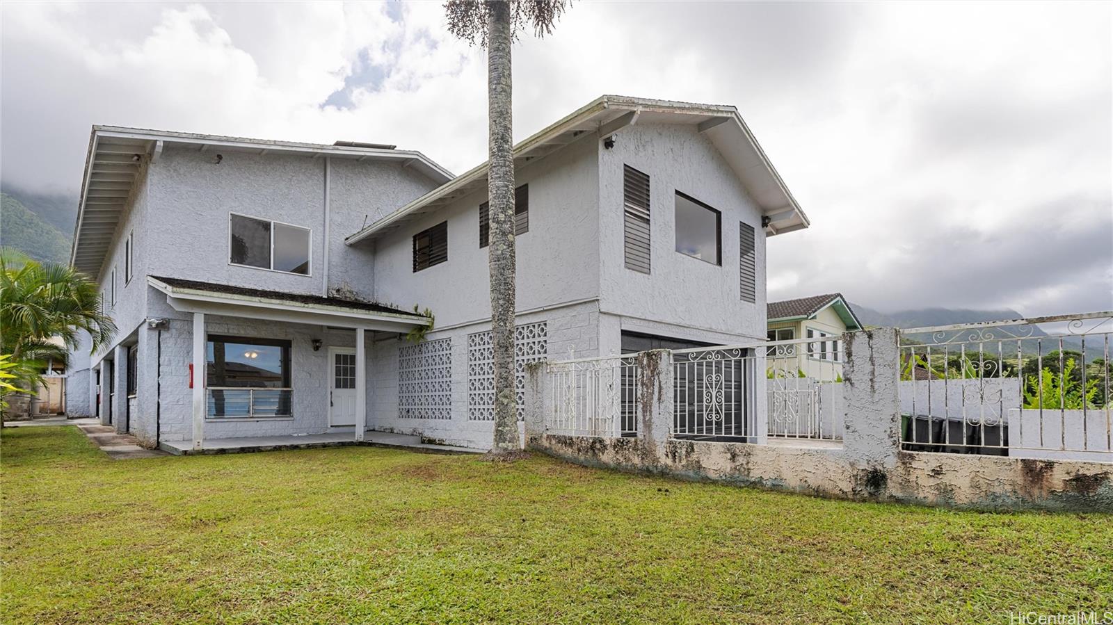 47-544 Hakuhale Street