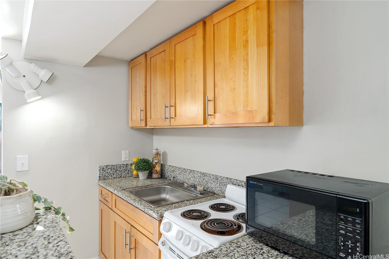 2525 Date Street  Unit 3203