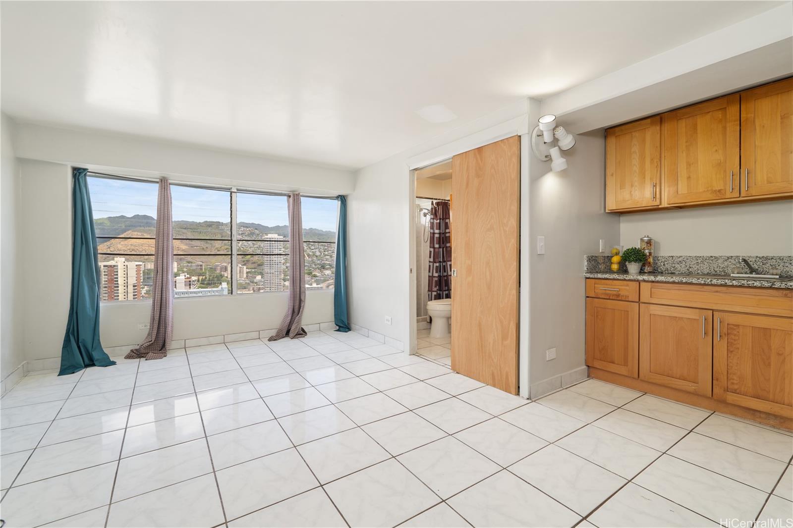 2525 Date Street  Unit 3203