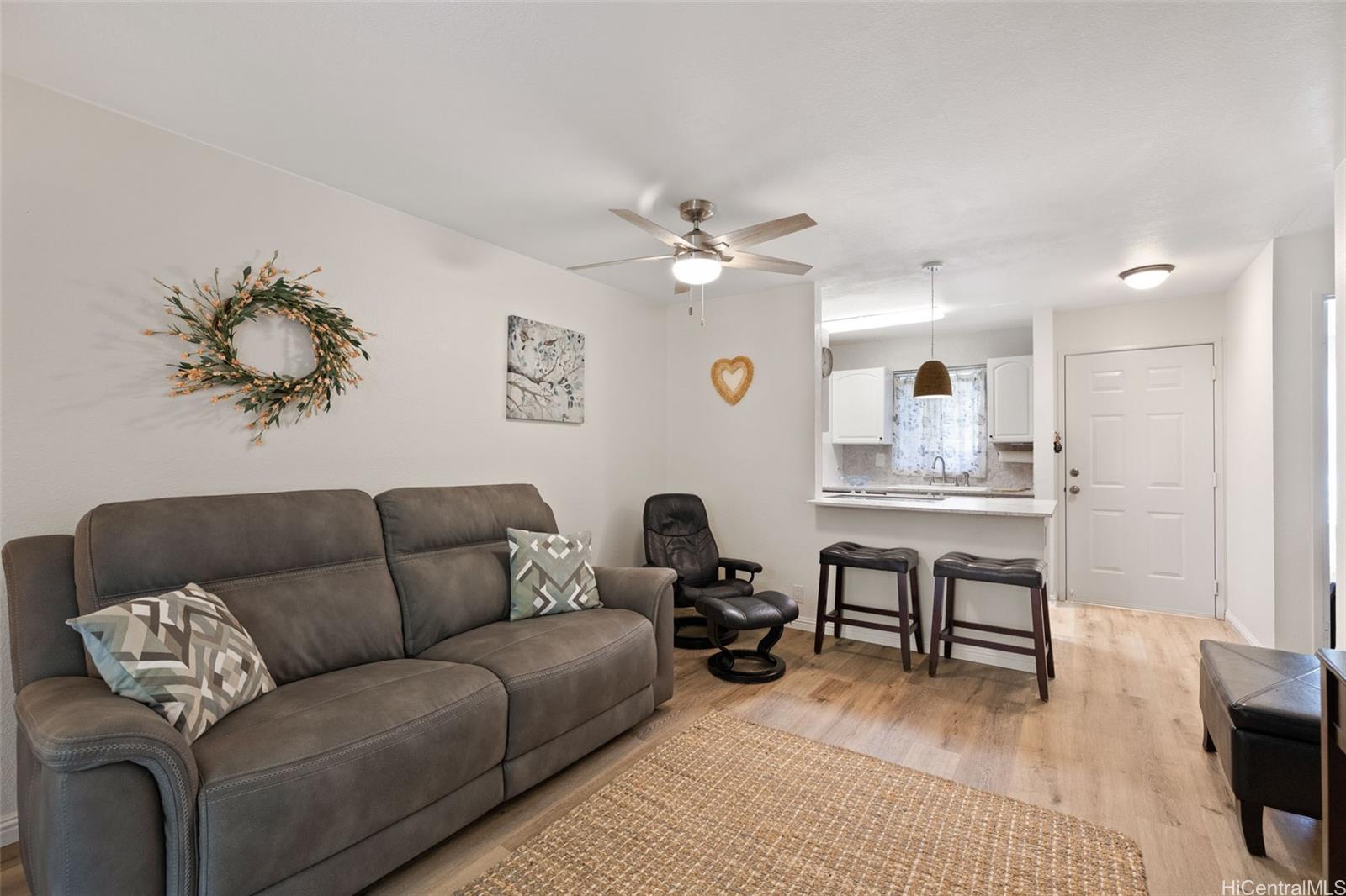 95-652 Wikao Street  Unit F203