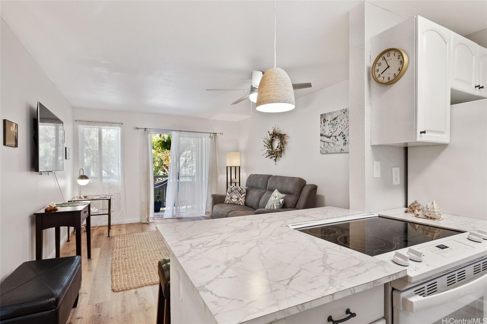 95-652 Wikao Street  Unit F203