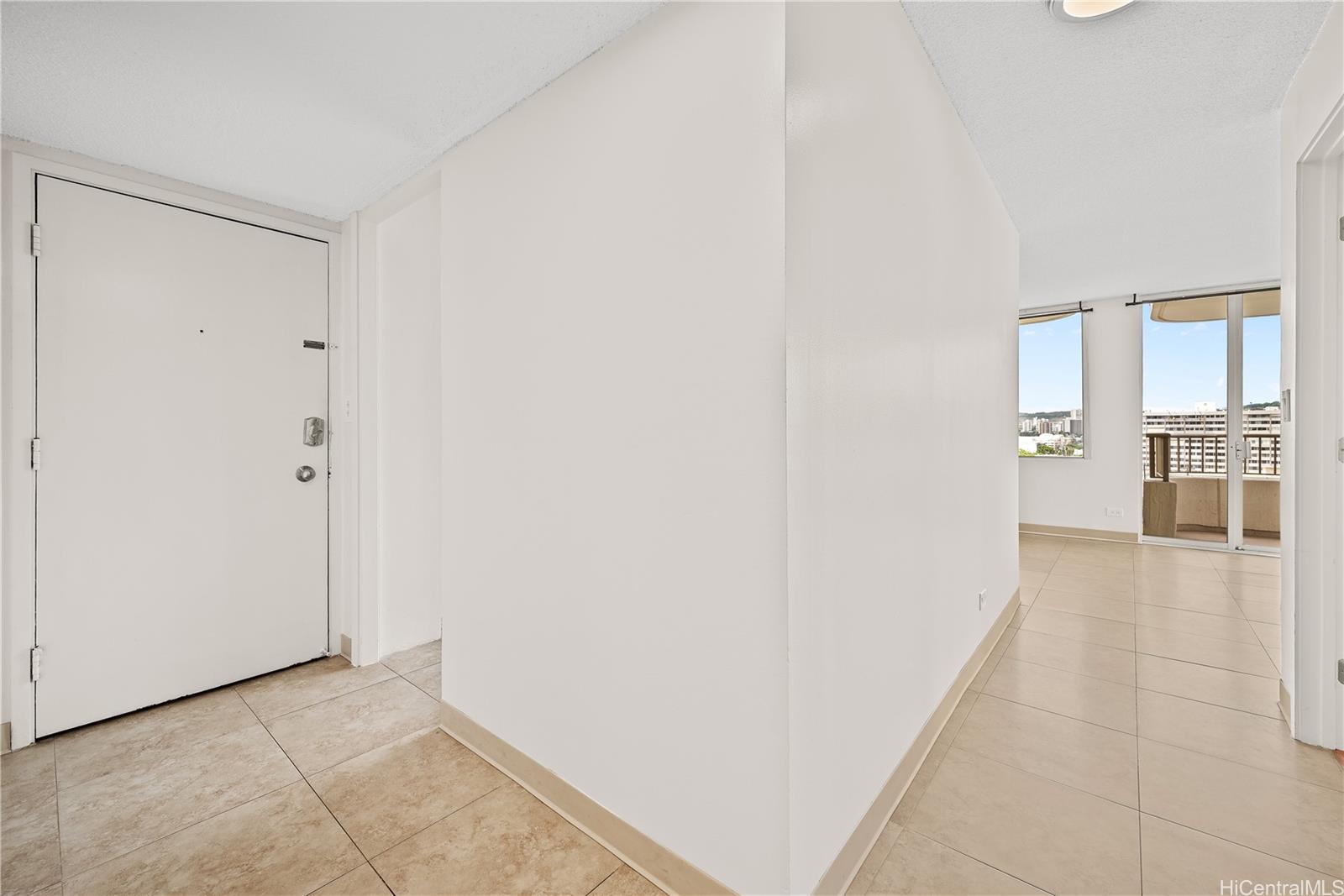 2825 S King Street  Unit 704