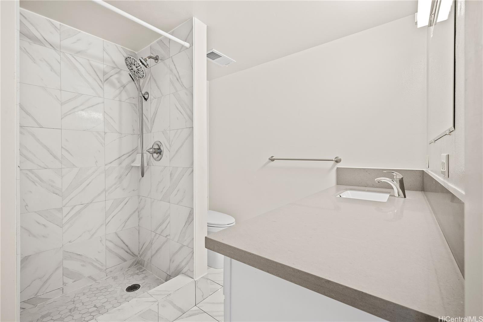 2825 S King Street  Unit 704