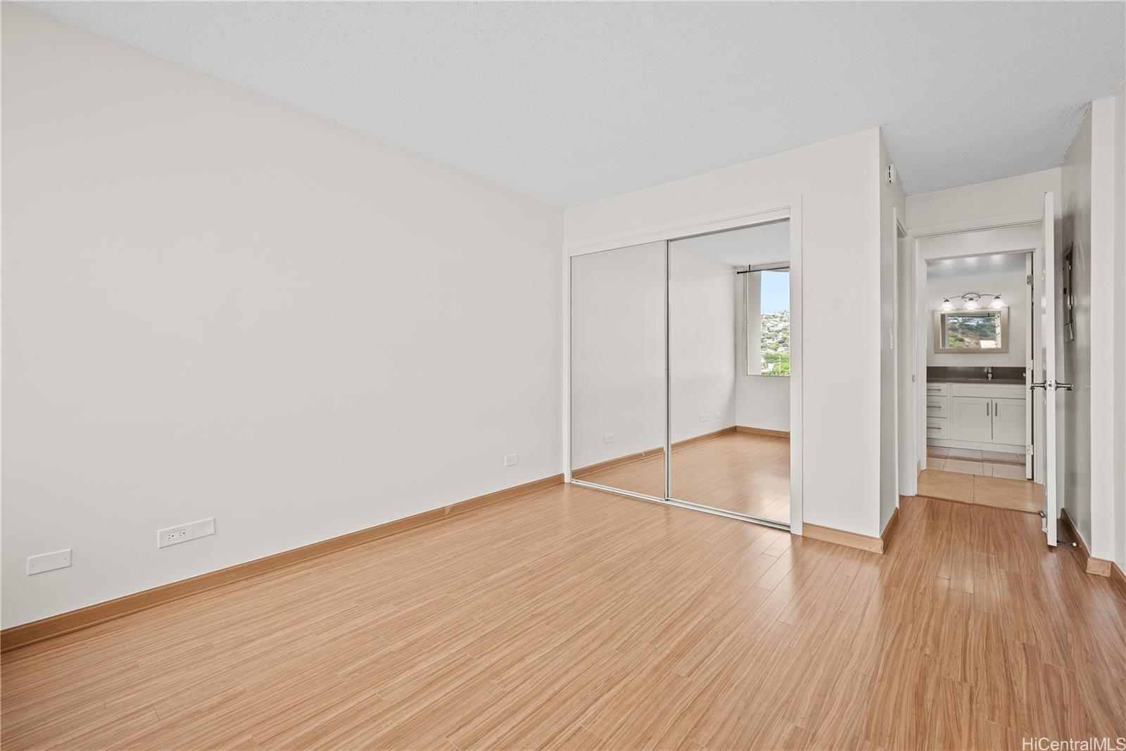 2825 S King Street  Unit 704