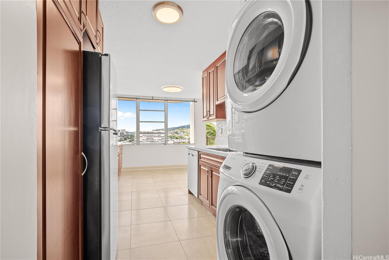 2825 S King Street  Unit 704