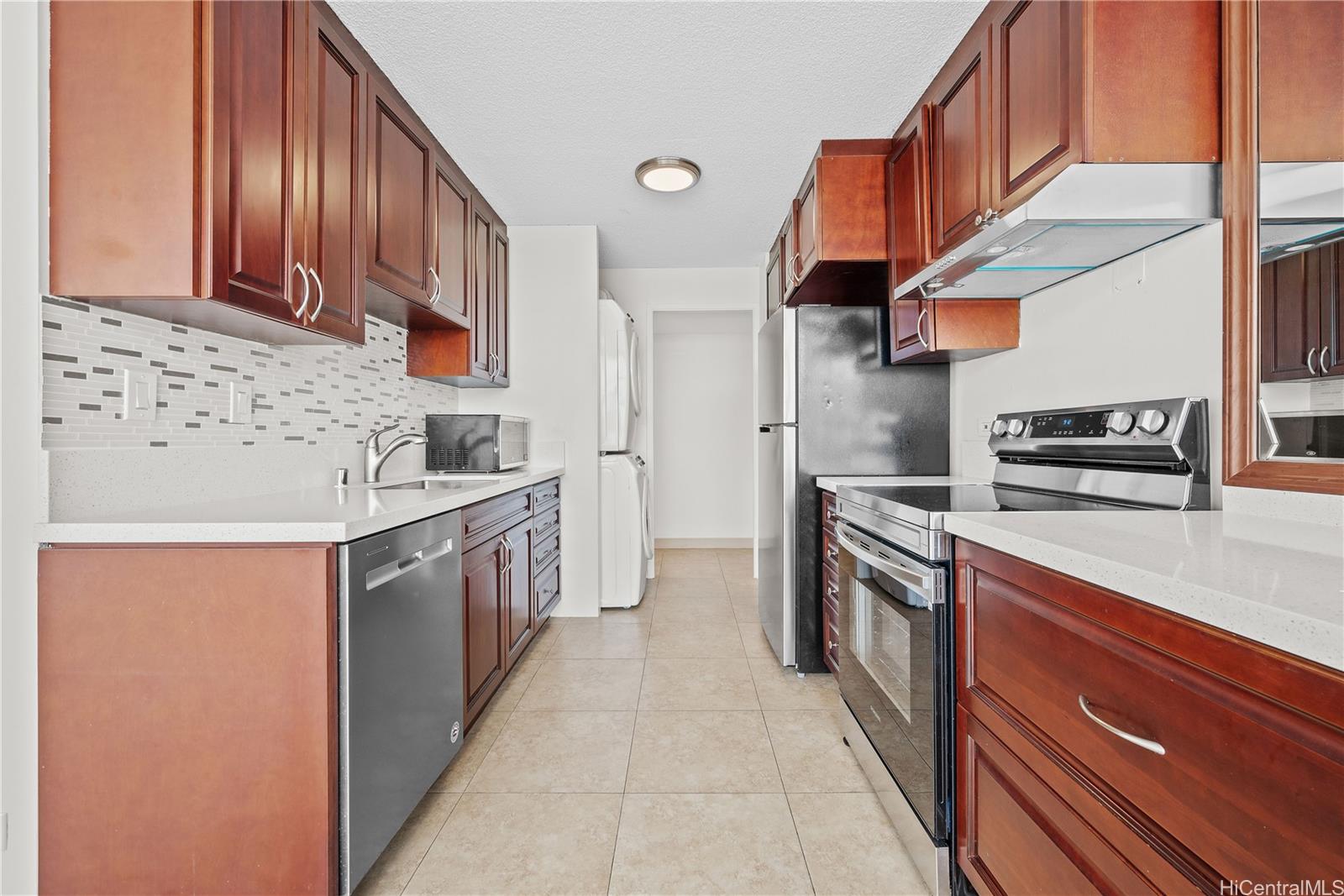 2825 S King Street  Unit 704