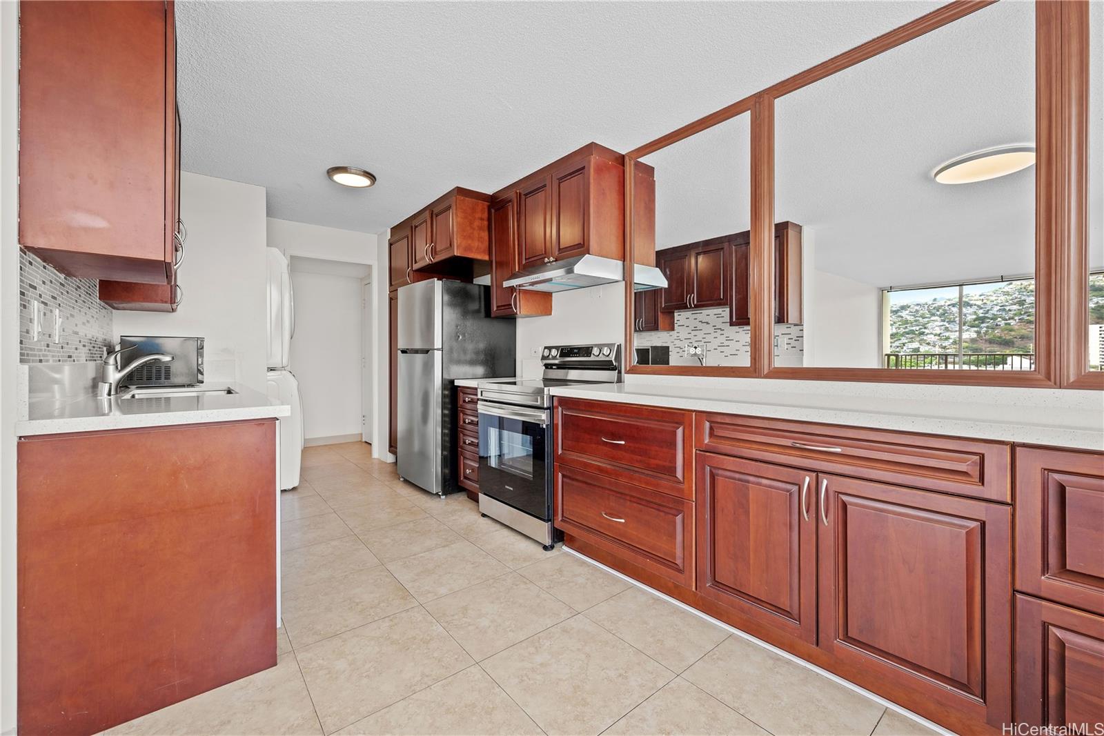 2825 S King Street  Unit 704