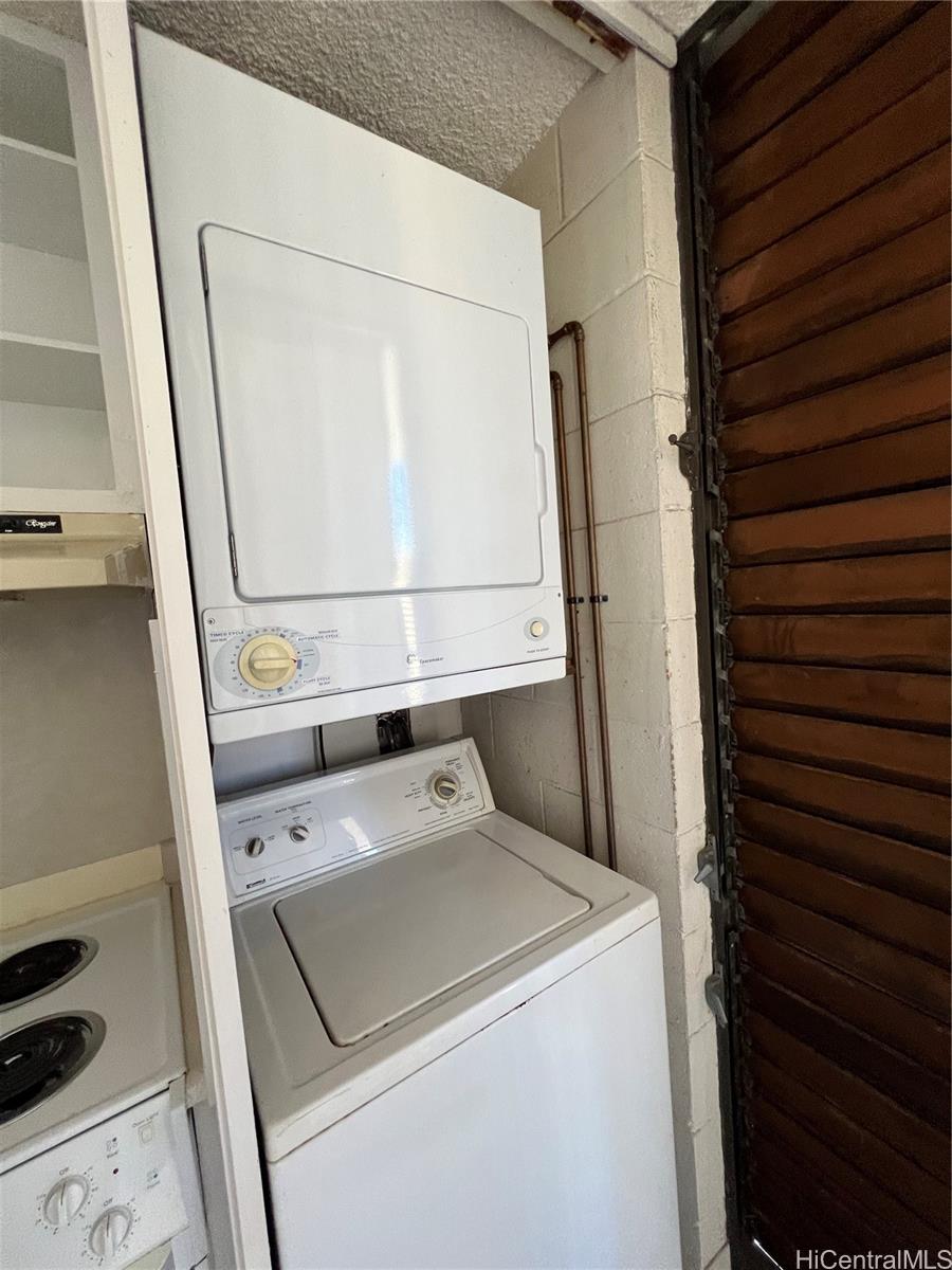1630 Liholiho Street  Unit 1404