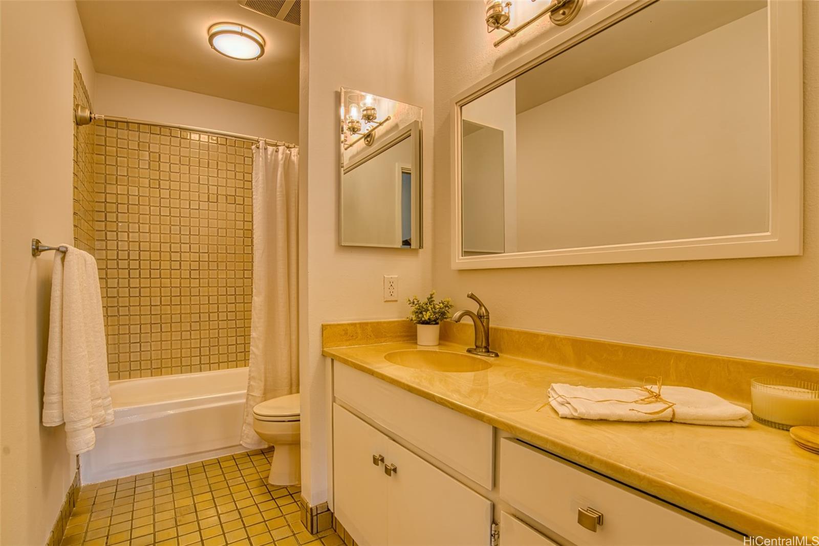 46-054 Puulena Street  Unit 926