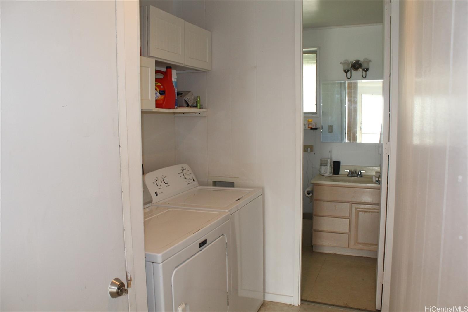 Makakilo Gardens 1 92671 Makakilo Drive Unit E27 Kapolei HI 96707