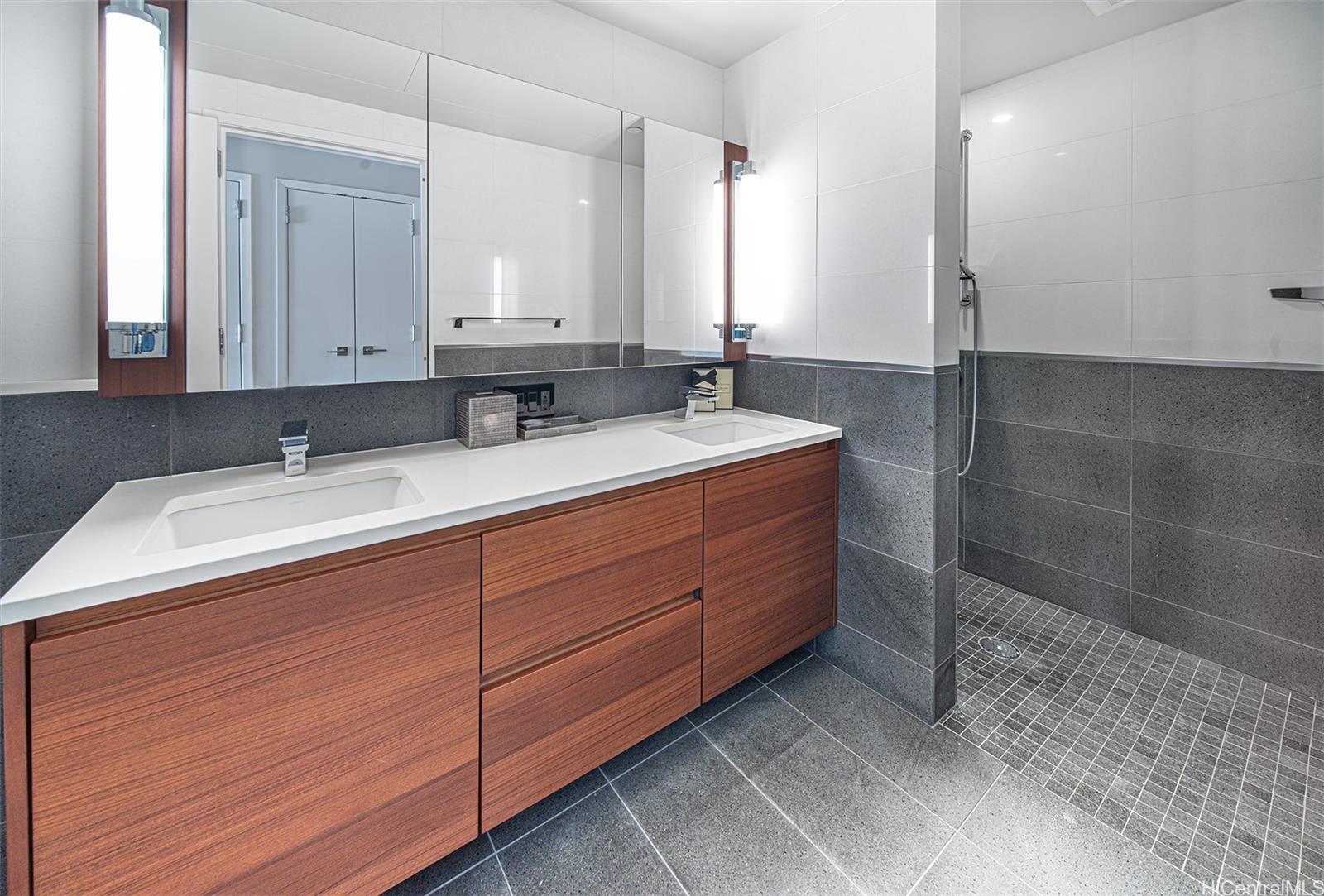 1108 Auahi Street  Unit 1905
