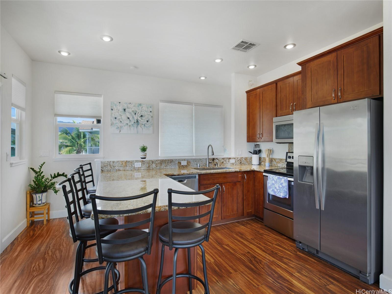 87-1720 Farrington Highway  Unit 4