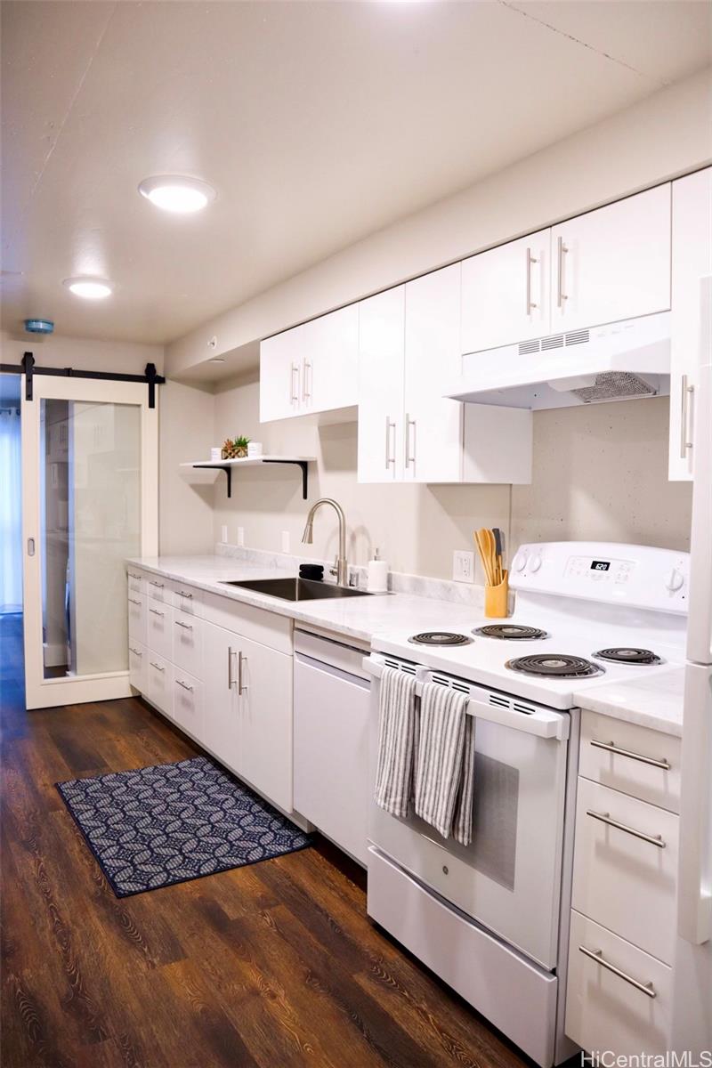 803 Waimanu Street  Unit 702