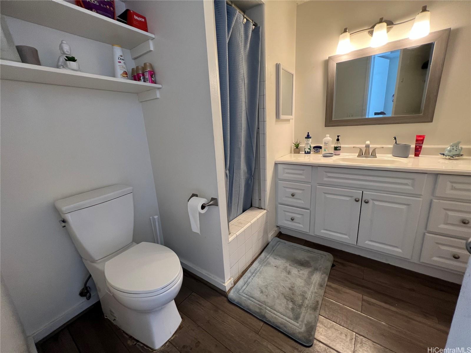 620 Mccully Street  Unit 606