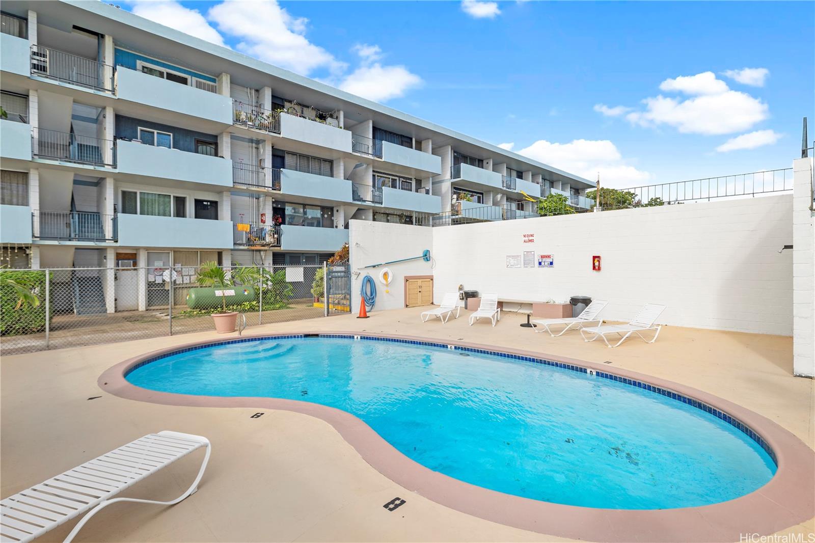 94-249 Waikele Road  Unit B4