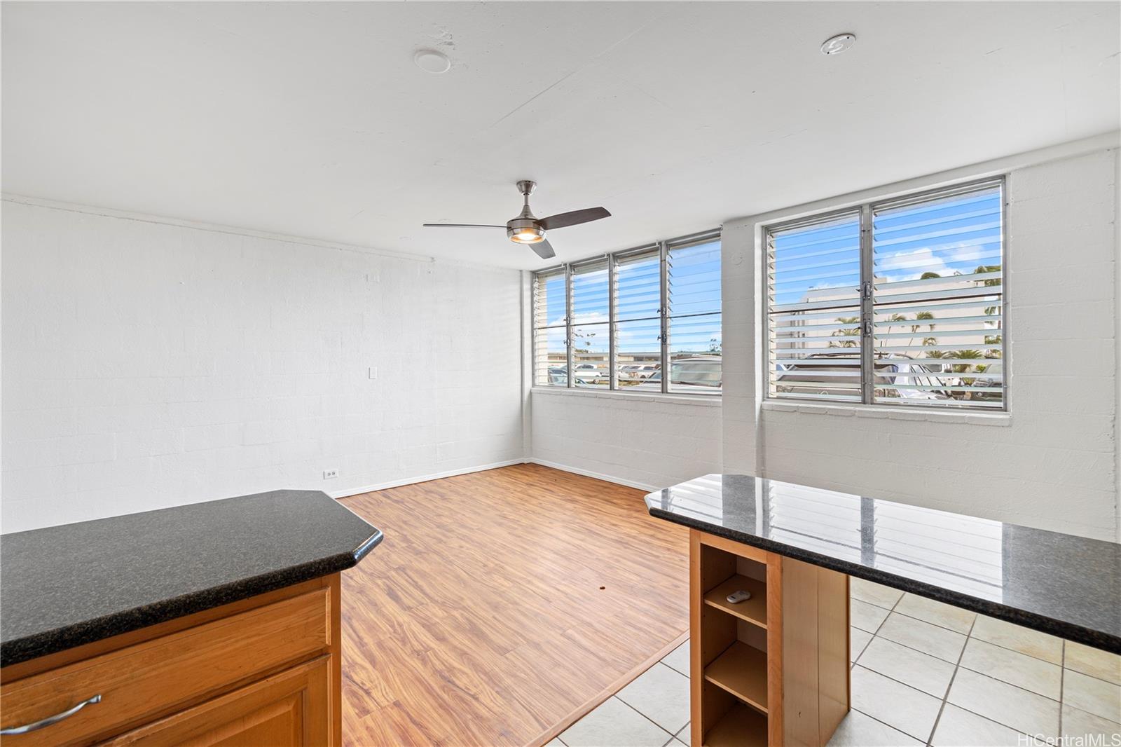 94-249 Waikele Road  Unit B4