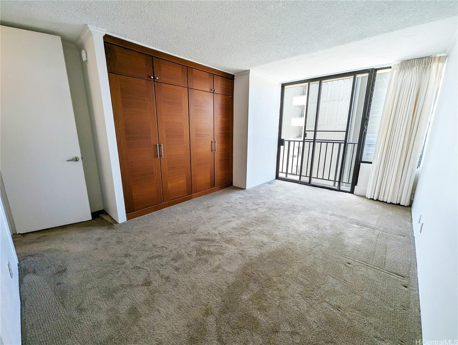 Makiki Plaza 1561 Pensacola Street Unit 801 Honolulu HI 96822 listed 12