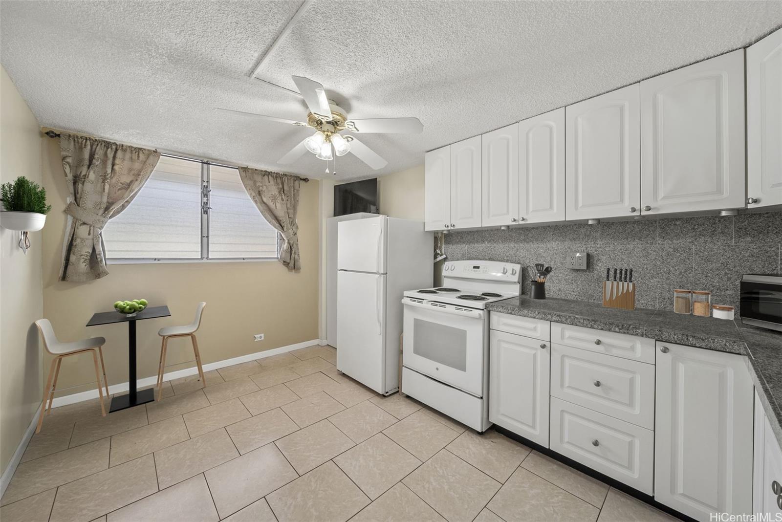 85-175 Farrington Highway  Unit A204