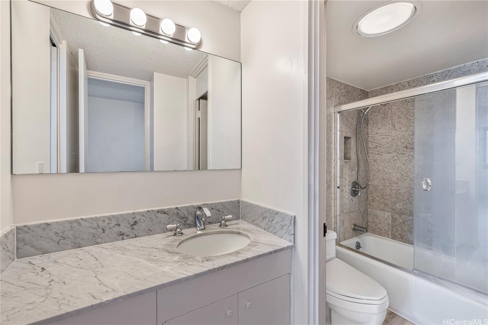250 Kawaihae Street  Unit 1D
