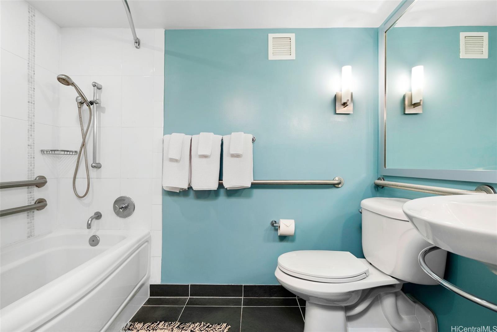410 Atkinson Drive  Unit 1131