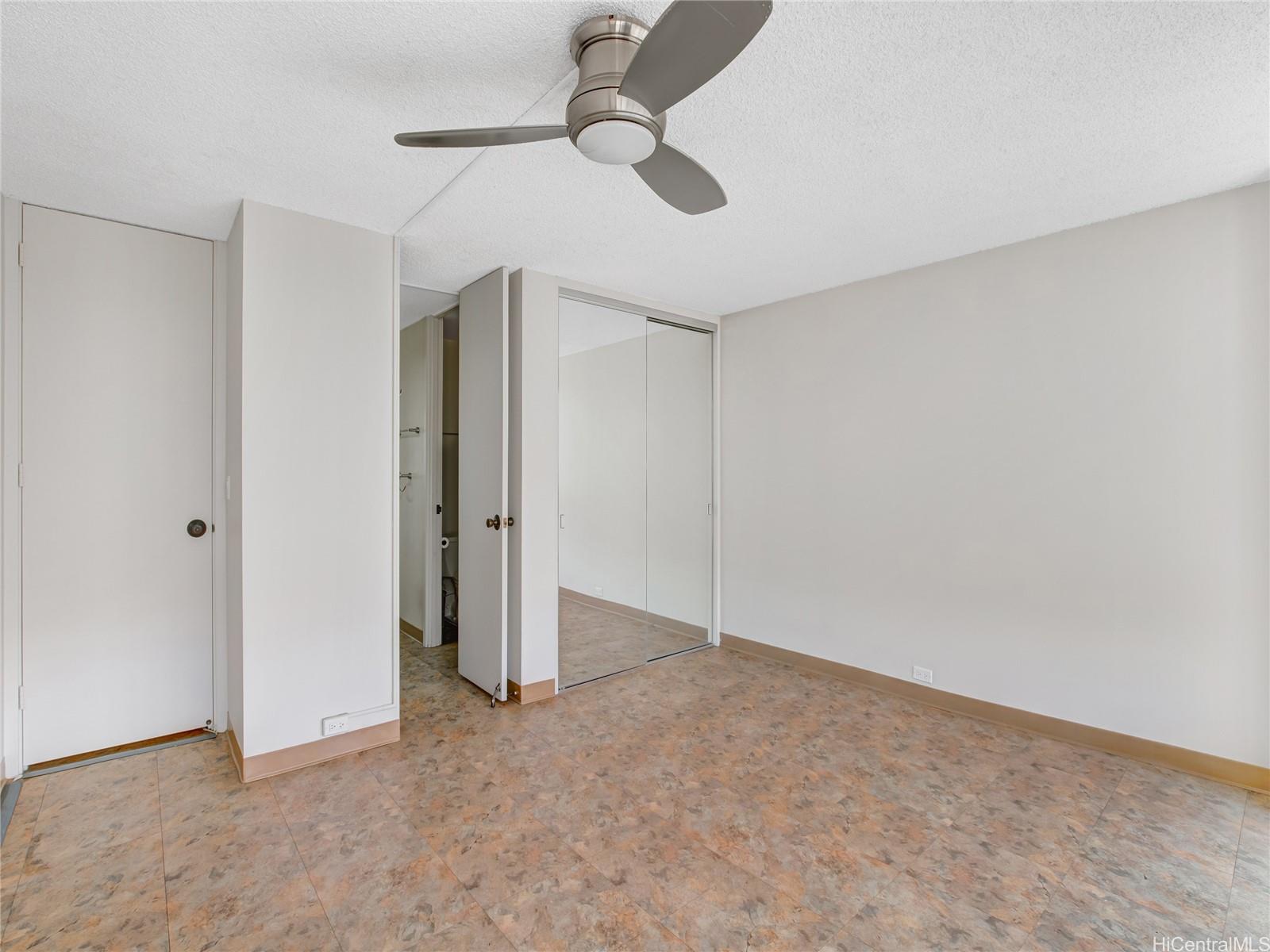 1212 Punahou Street  Unit 2307