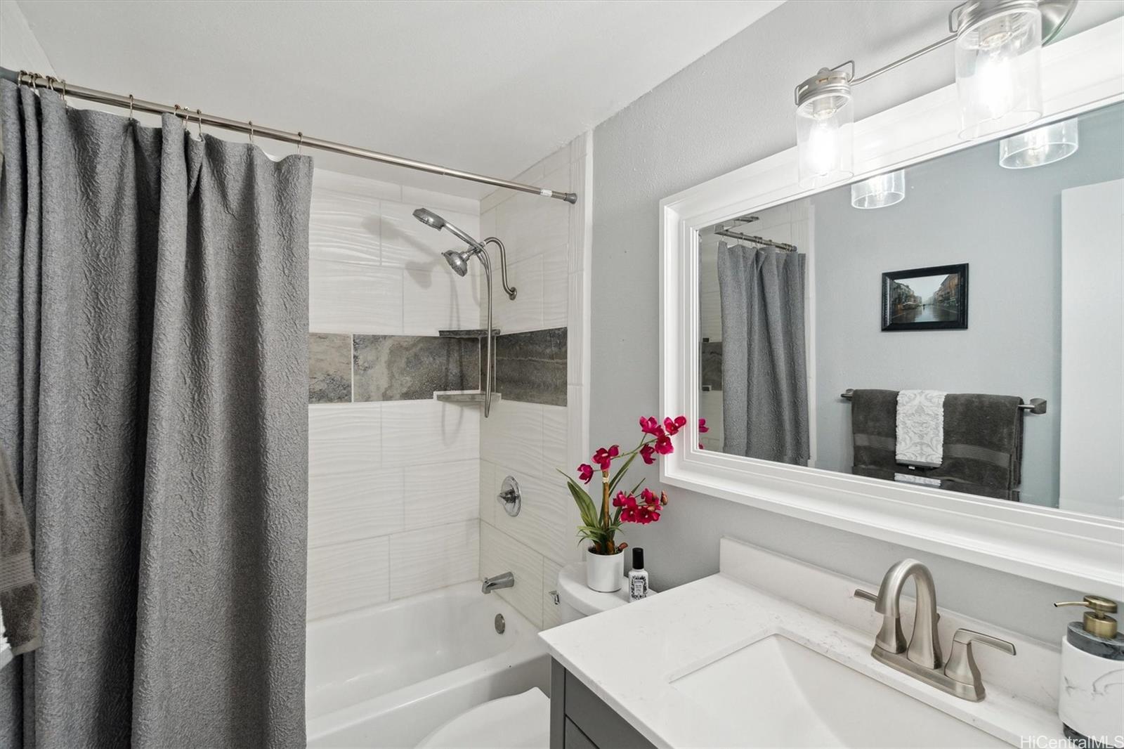 84-707 Kiana Place  Unit 103B