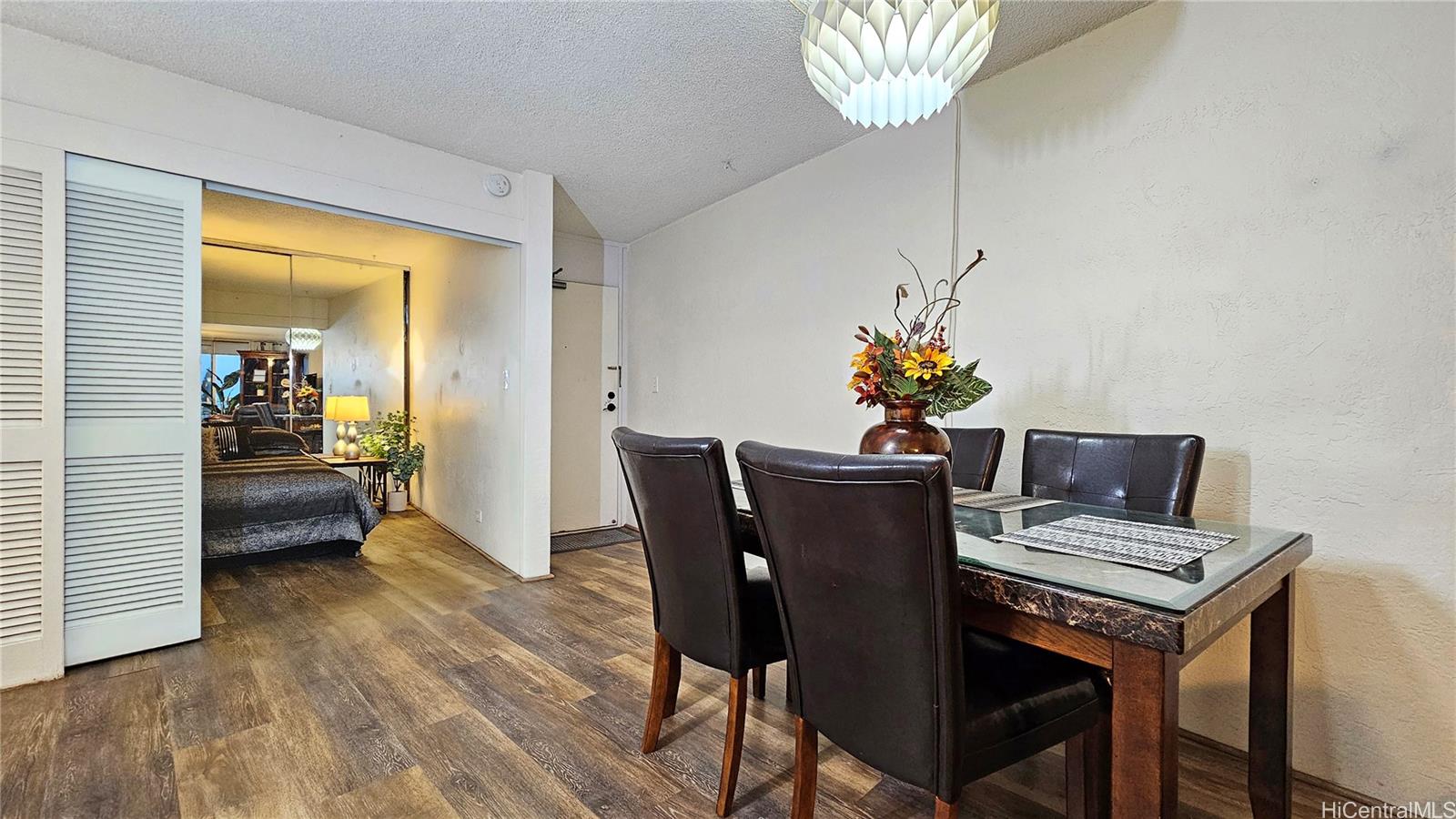 87-561 Farrington Highway  Unit 109