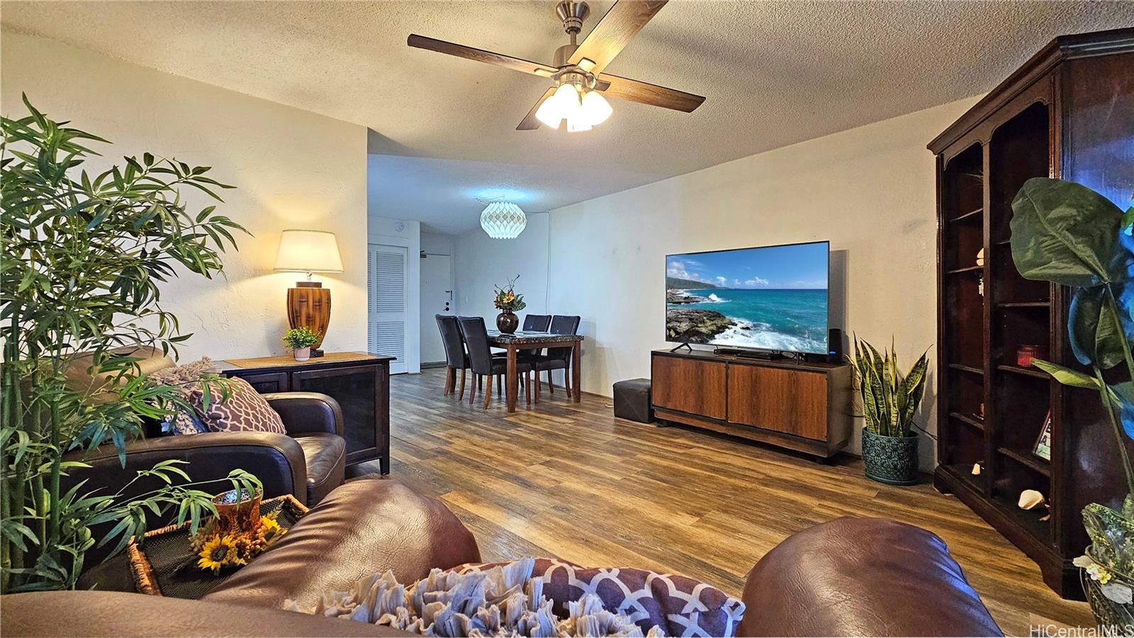 87-561 Farrington Highway  Unit 109