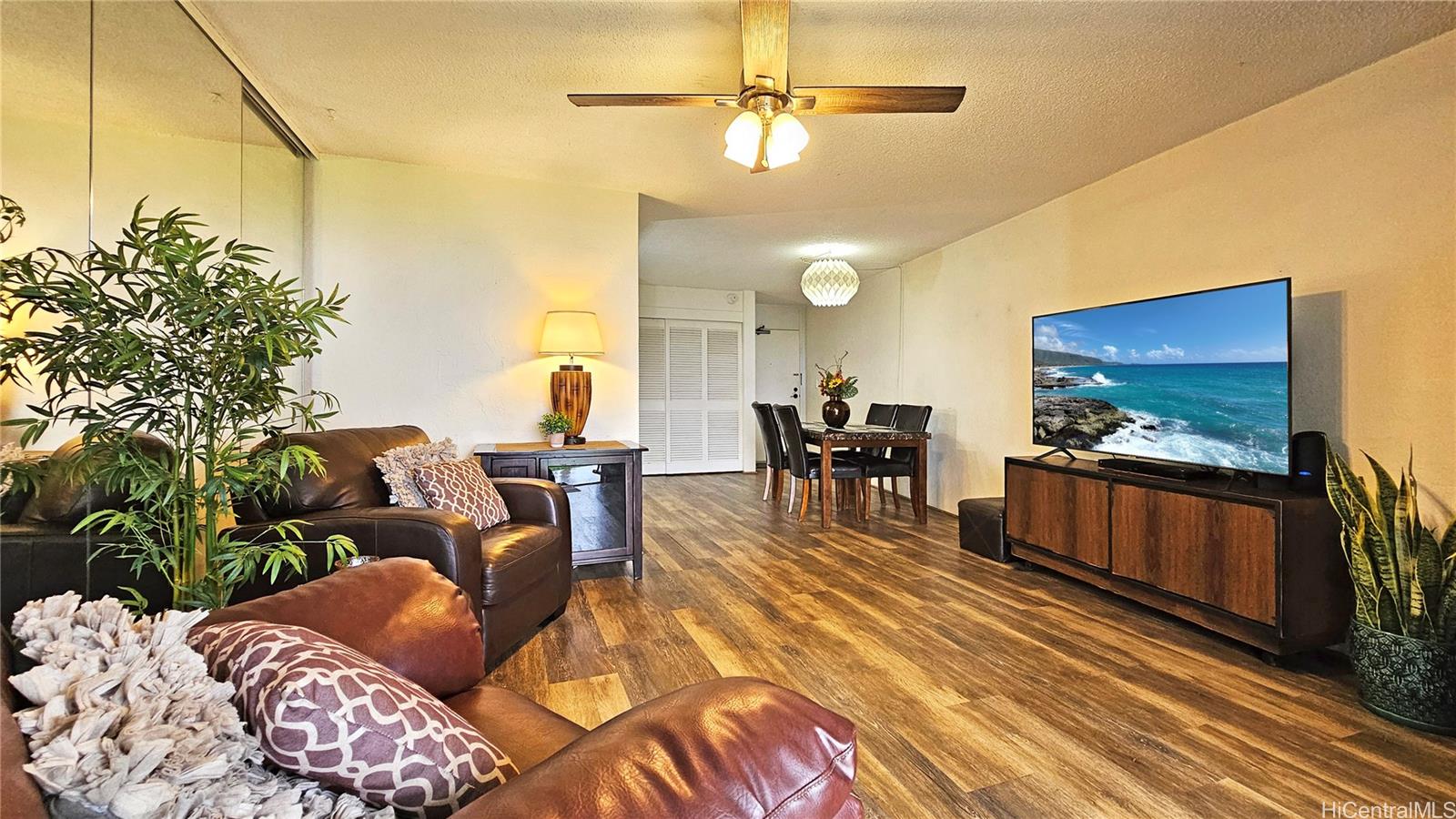 87-561 Farrington Highway  Unit 109