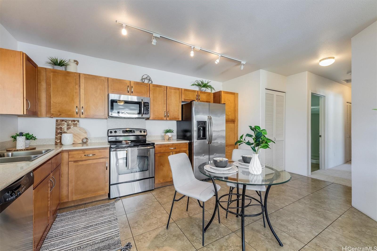 1131 Kakala Street  Unit 1302