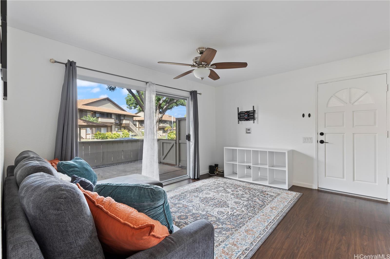 91-1079 Puamaeole Street  Unit 14A
