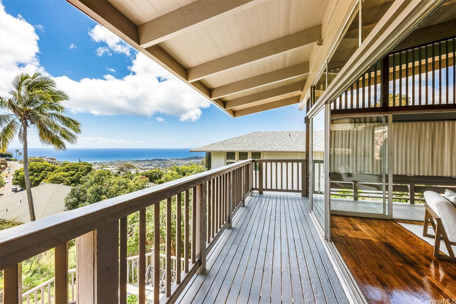 2035 Wilhelmina Rise Honolulu HI 96816 listed 03222024